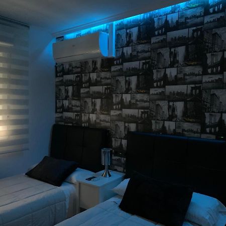 Central Salamanca Apartment Bagian luar foto