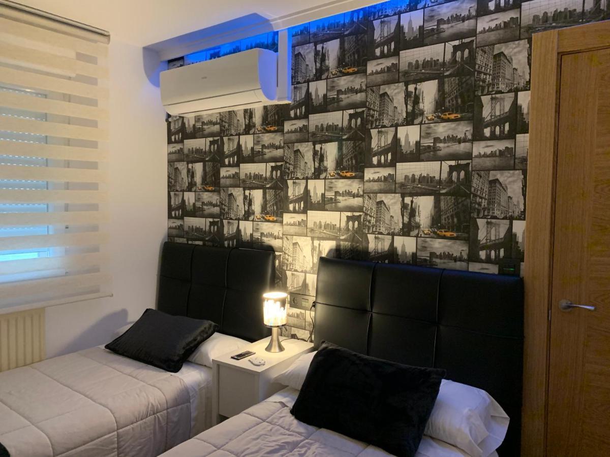 Central Salamanca Apartment Bagian luar foto
