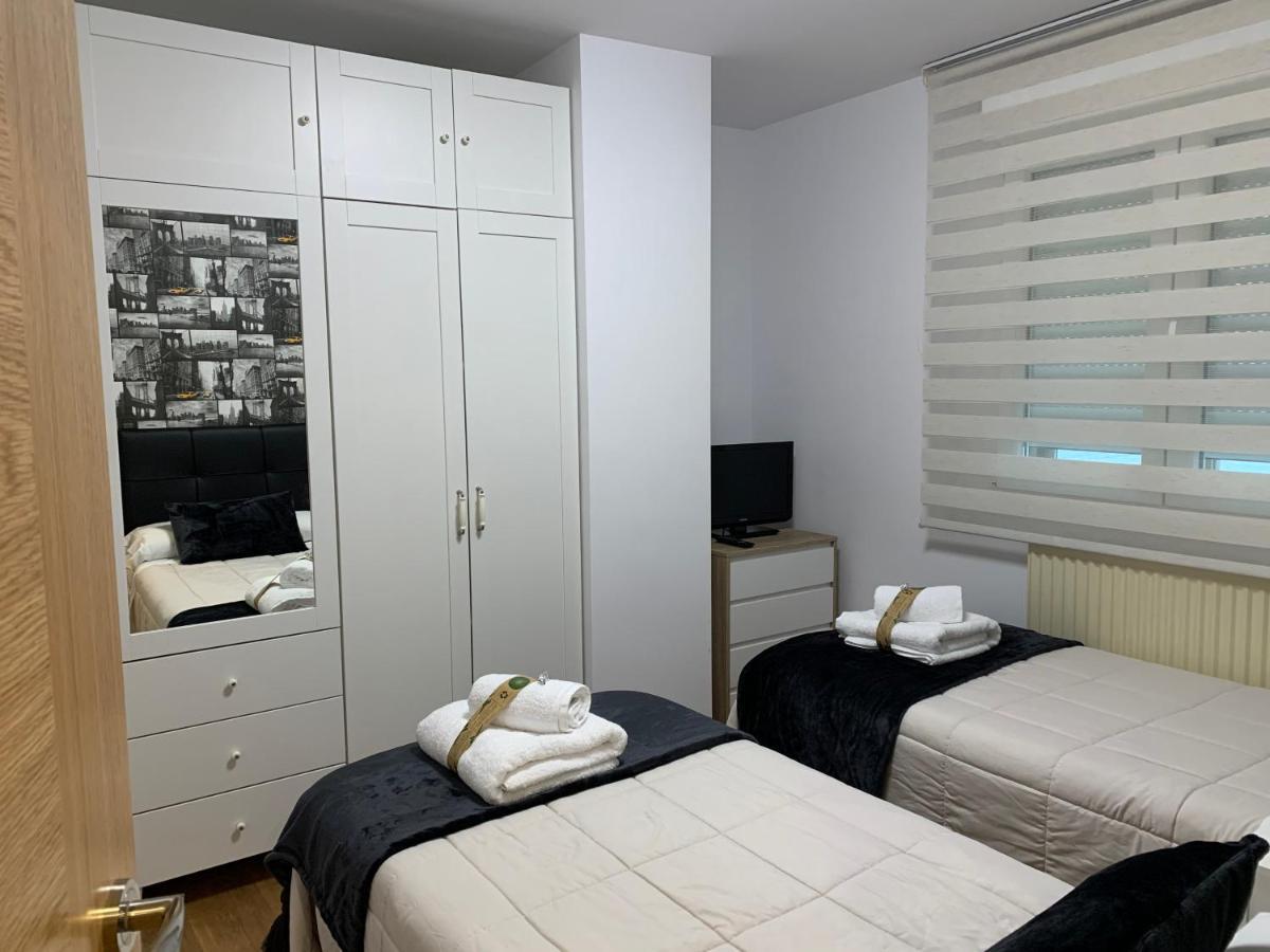 Central Salamanca Apartment Bagian luar foto