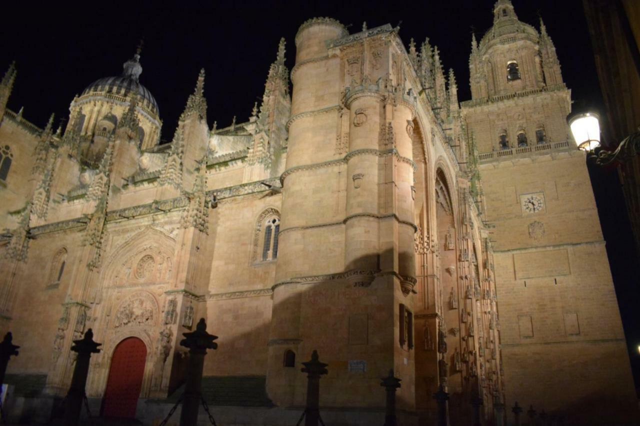 Central Salamanca Apartment Bagian luar foto